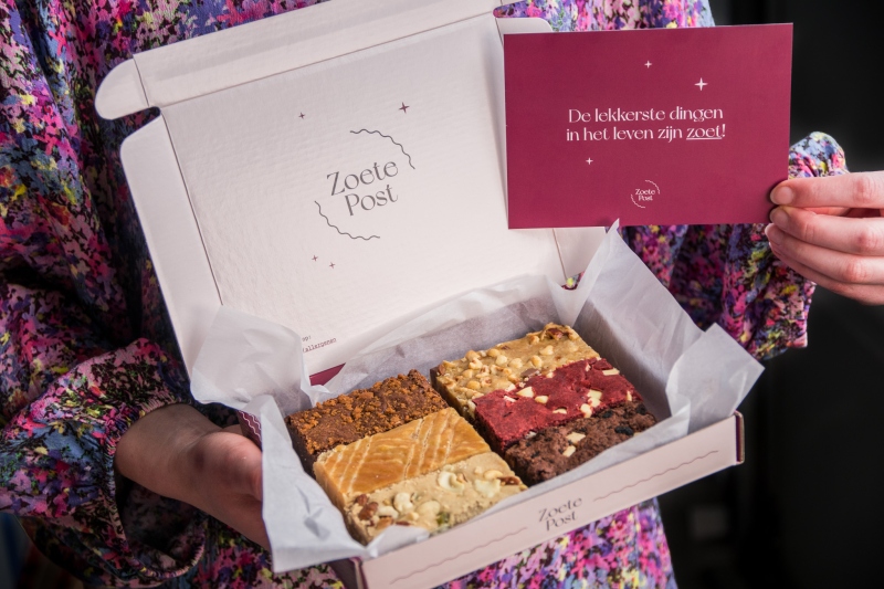 Handgemaakte brownies, blondies en boterkoek